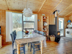 Holiday Home Valda - 800m from the sea in NE Jutland by Interhome
